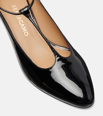 Tania 40 patent leather pumps | Ferragamo