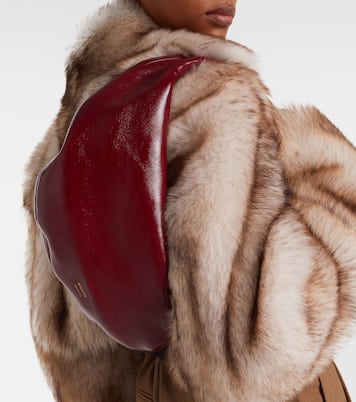 Sac Olivia Medium en cuir verni | Khaite