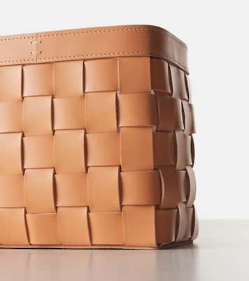 Mondina Small woven leather basket | Giobagnara