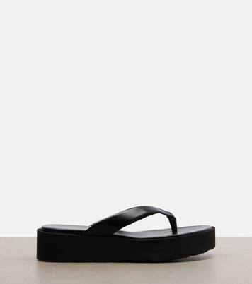 Leather platform thong sandals | Gianvito Rossi