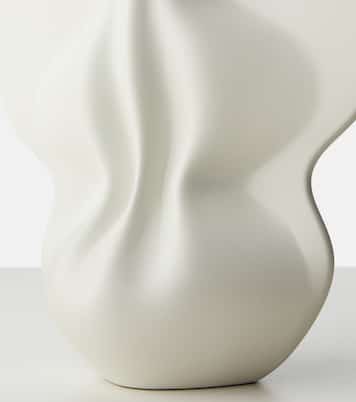 Brolic ceramic vase by Bradley L. Bowers | Cassina