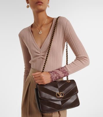 Djuna Medium chevron leather shoulder bag | Valentino Garavani