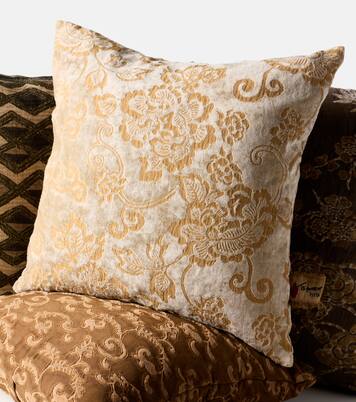 Sponge floral cushion | The House of Lyria