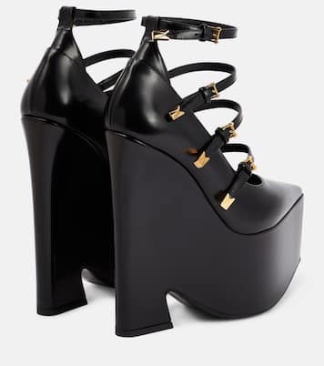 Tempest leather platform pumps | Versace