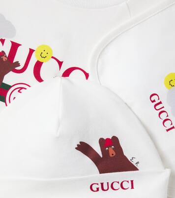 x Euan Roberts Baby cotton beanie, bib, and onesie set | Gucci Kids
