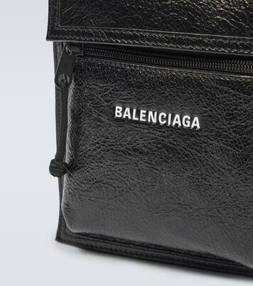 Pouch Explorer en cuir à bandoulière | Balenciaga