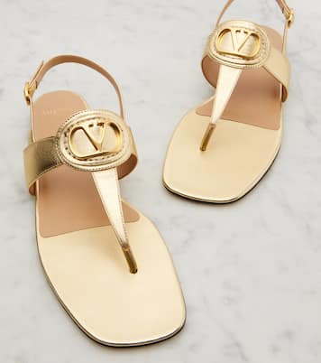 Sandalen VLogo aus Metallic-Leder | Valentino Garavani