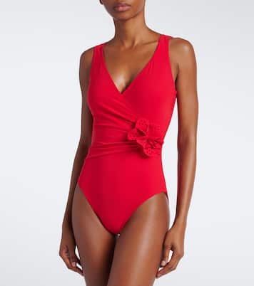 Picture 2 out of 5