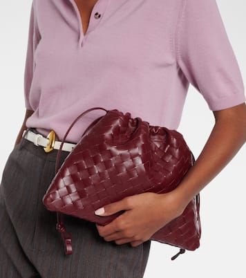 Dustbag Medium leather clutch | Bottega Veneta