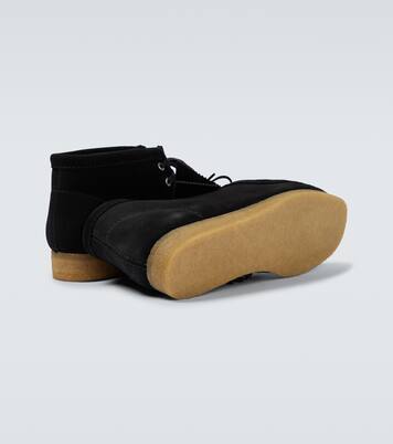 X Undercover Desert Boots Wallabee aus Veloursleder | Clarks Originals