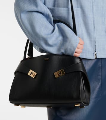 Hug Soft 미디엄 레더 숄더 백 | Ferragamo