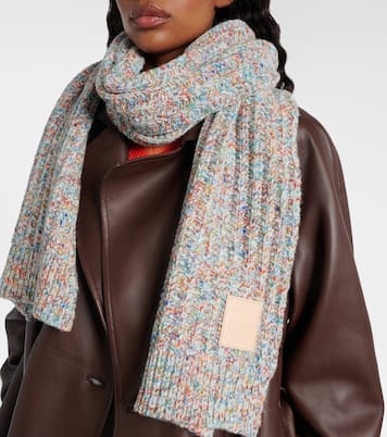 Wool and cashmere-blend scarf | Loewe