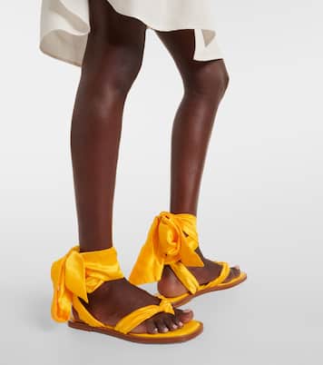 Sandales Nilo Du Désert en satin | Christian Louboutin