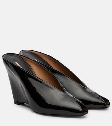 Alicia 95 patent leather wedge mules | Ferragamo