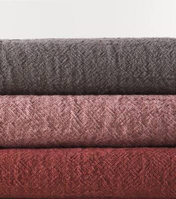 Linen crêpe throw | Maison de Vacances