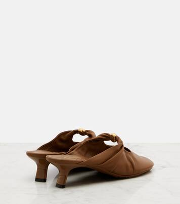 Pebble 45 leather mules | Loewe