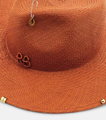 Fedora aus Stroh mit Kettendetail | Ruslan Baginskiy