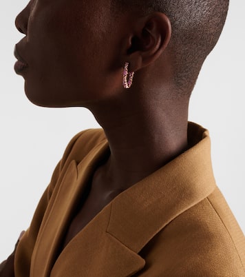 Orecchini a cerchio Rivulet in oro rosa 18kt con zaffiri e rubini | Ileana Makri