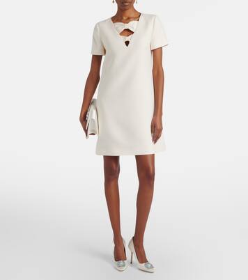 Bridal Hangisi 105 embellished satin pumps | Manolo Blahnik