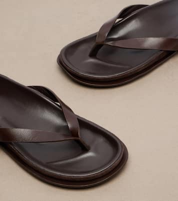 Tatanes leather thong sandals | Jacquemus