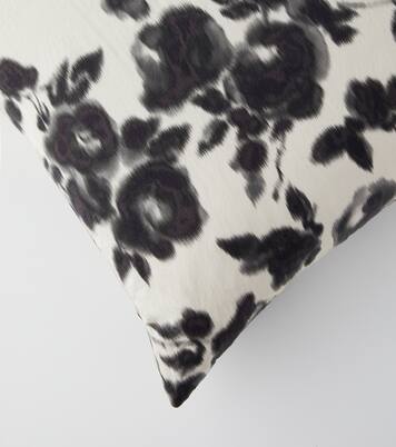 Freesia cushion | The House of Lyria