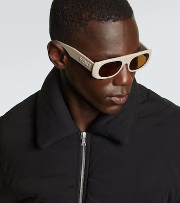 Signature oval sunglasses | Fendi