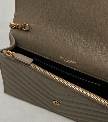 Cassandre matelassé leather wallet on chain | Saint Laurent