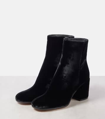 Joelle 70 velvet booties | Gianvito Rossi