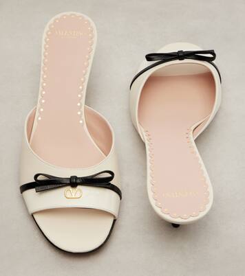 Bepointy 45 patent leather mules | Valentino Garavani