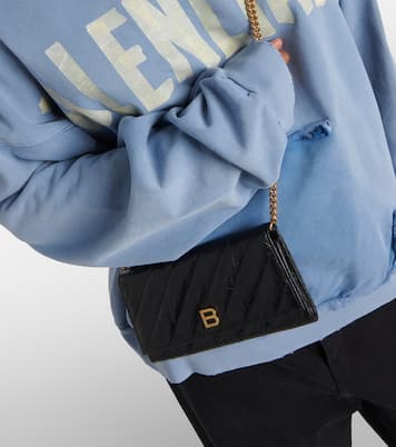 Portefeuille à chaîne Crush en cuir matelassé | Balenciaga