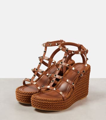 Rockstud Torchon 95 leather espadrille wedges | Valentino Garavani