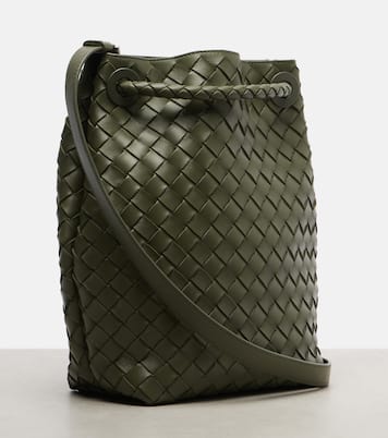 Sac seau Andiamo Small en cuir Intrecciato | Bottega Veneta