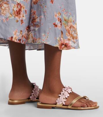 Fiosabi appliqué leather thong sandals | Manolo Blahnik