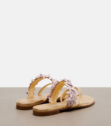 Fiosabi appliqué leather thong sandals | Manolo Blahnik