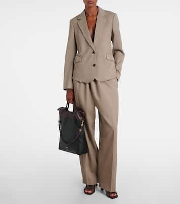 Clutch Flamenco aus Leder | Loewe