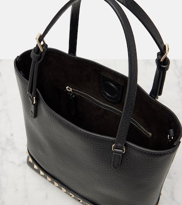 Rockstud Small leather tote bag | Valentino Garavani