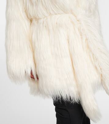 Mantel | Entire Studios