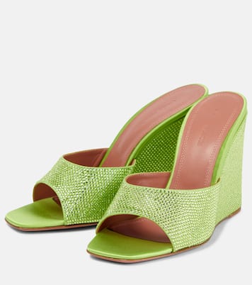 Wedge-Pantoletten Lupita aus Satin mit Kristallen | Amina Muaddi
