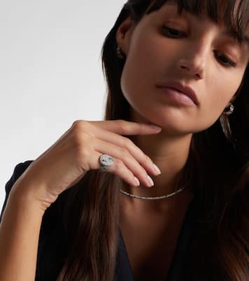 Bague d'auriculaire Zèbre en or blanc 18 ct et diamants | Yvonne Léon