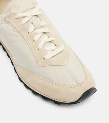 Sneakers Slim Runner mit Veloursleder | Le Monde Béryl