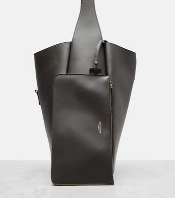 Le 5 à 7 Supple Large leather shoulder bag | Saint Laurent