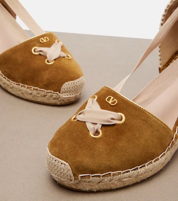 Espadrille-Wedges Resort aus Veloursleder | Valentino Garavani