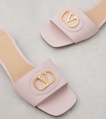 Pantoletten VLogo Signature aus Leder | Valentino Garavani