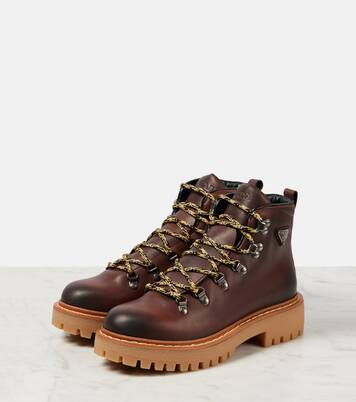 Botas con cordones St. Moritz de piel | Prada