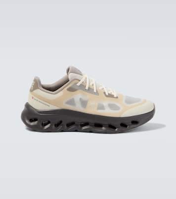 Cloudtilt Remix running shoes | On