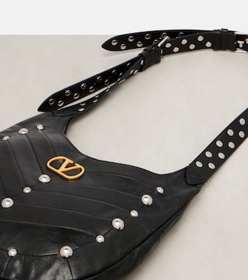 Medium studded leather shoulder bag | Valentino Garavani