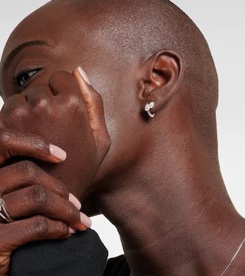 Orecchino singolo Serti Sur Vide in oro bianco 24 kt con diamanti | Repossi