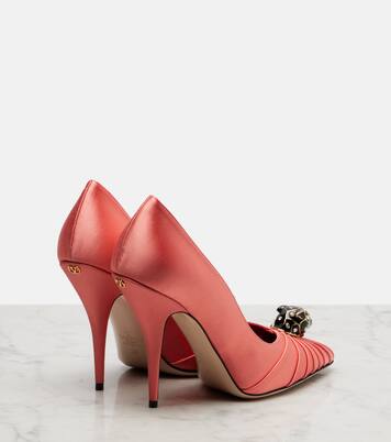 Verzierte Pumps Pas De Chat 105 aus Satin | Valentino Garavani