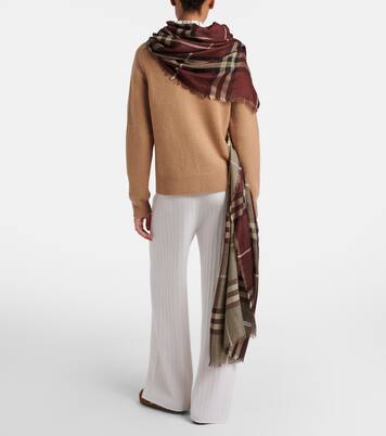 شال من الصوف والحرير Burberry Check  | Burberry