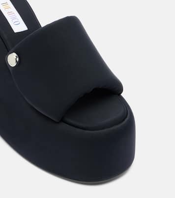 Mochi platform slides | The Attico